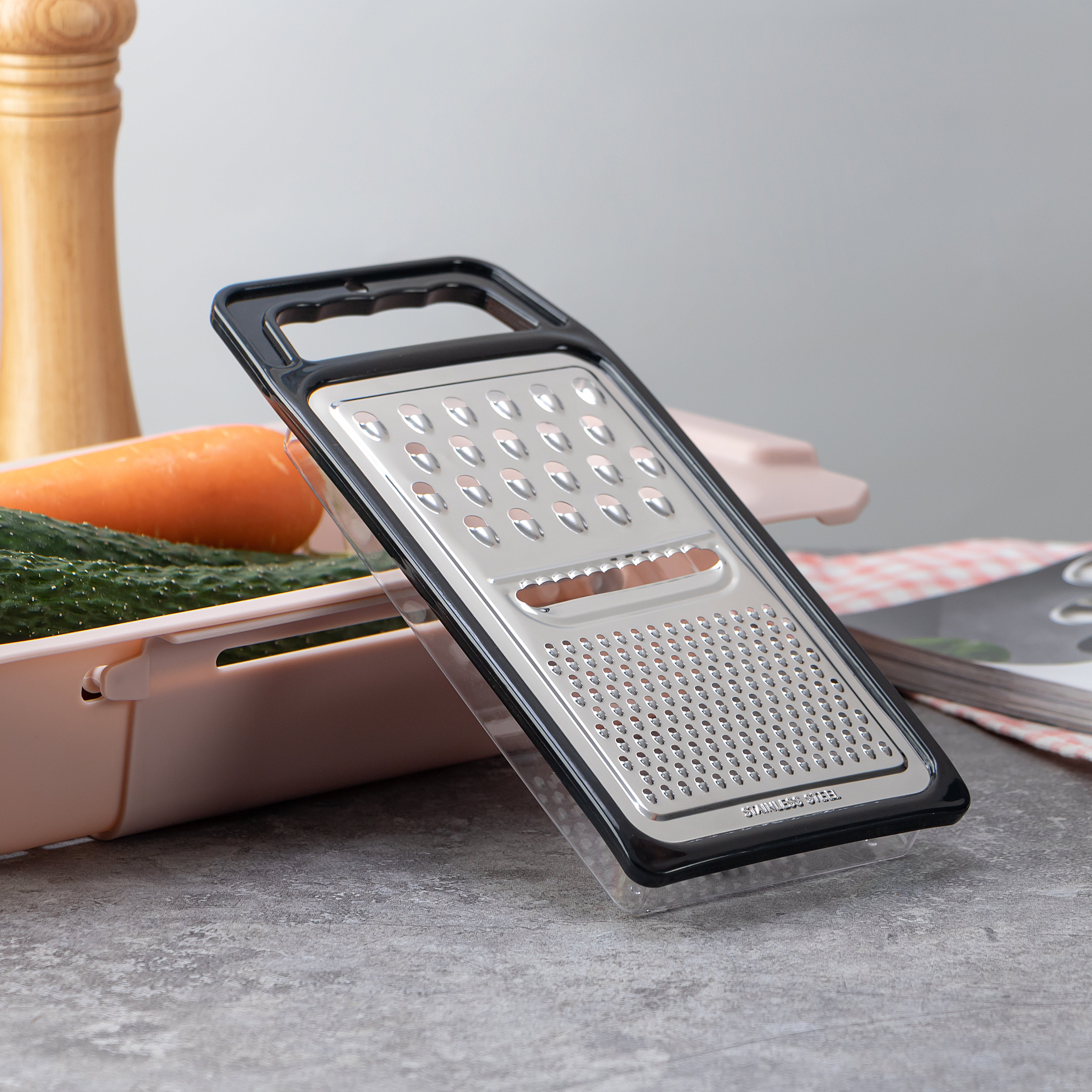 Graters, Peelers & Can Openers