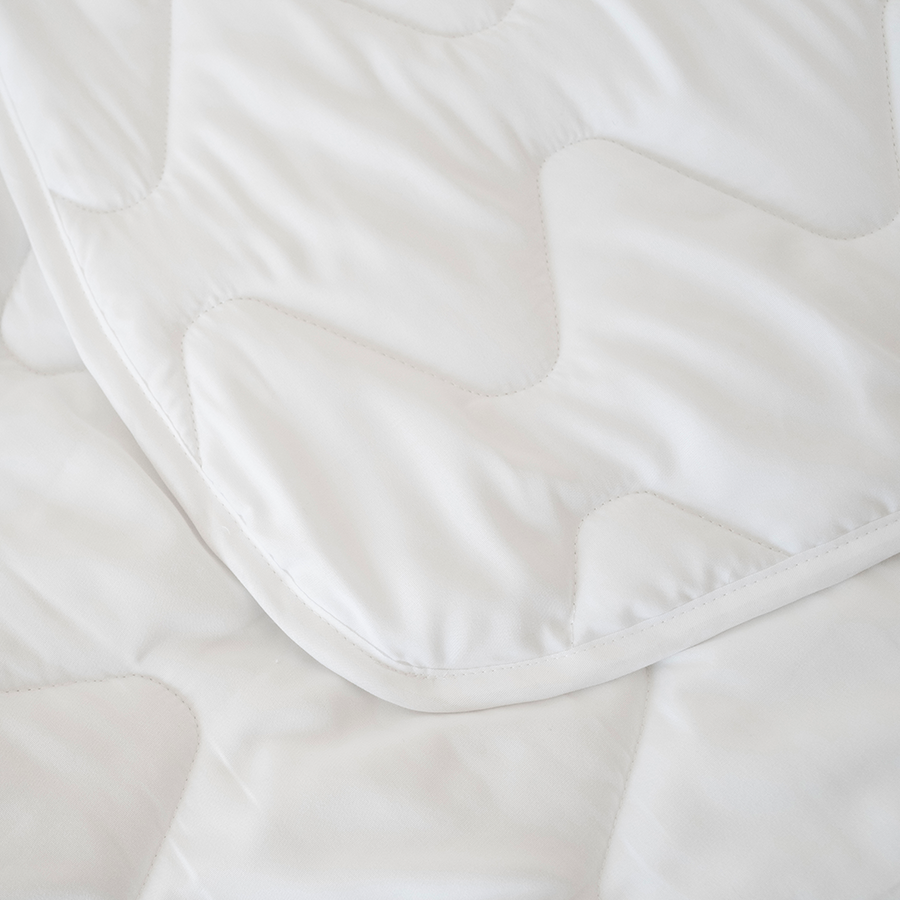 Comforter & Duvet Insert White