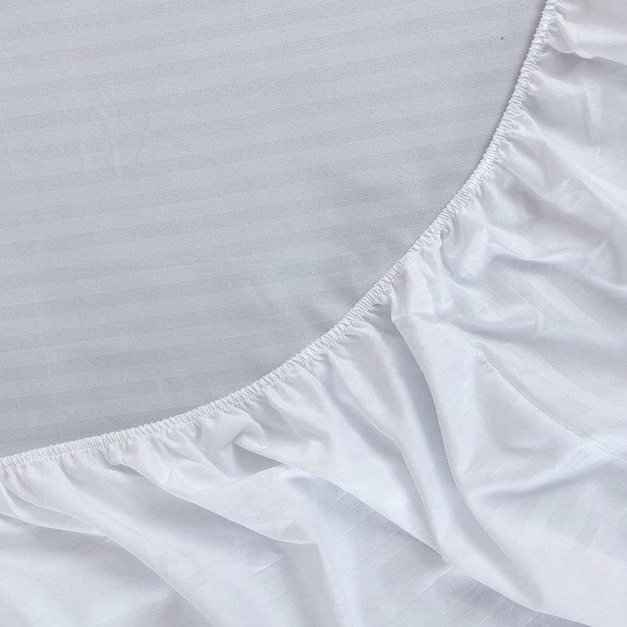 Deluxe White Plain Linen