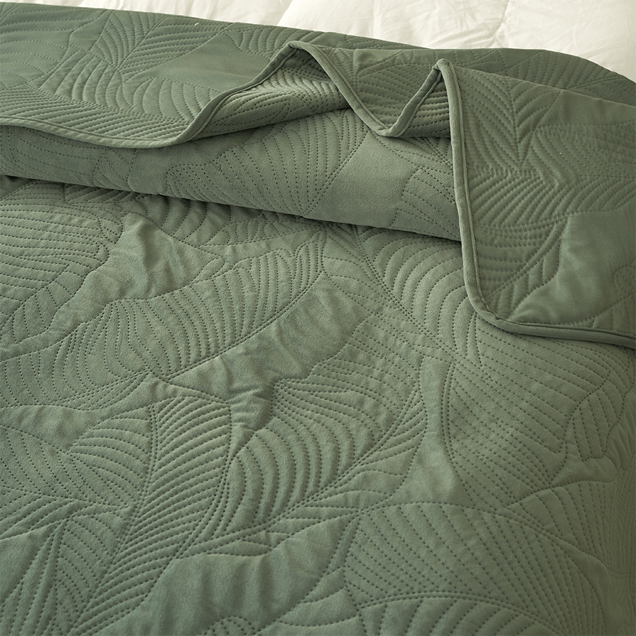 Lysia Velvet Bedspread Lysia Velvet Bedspread Mandaue Foam