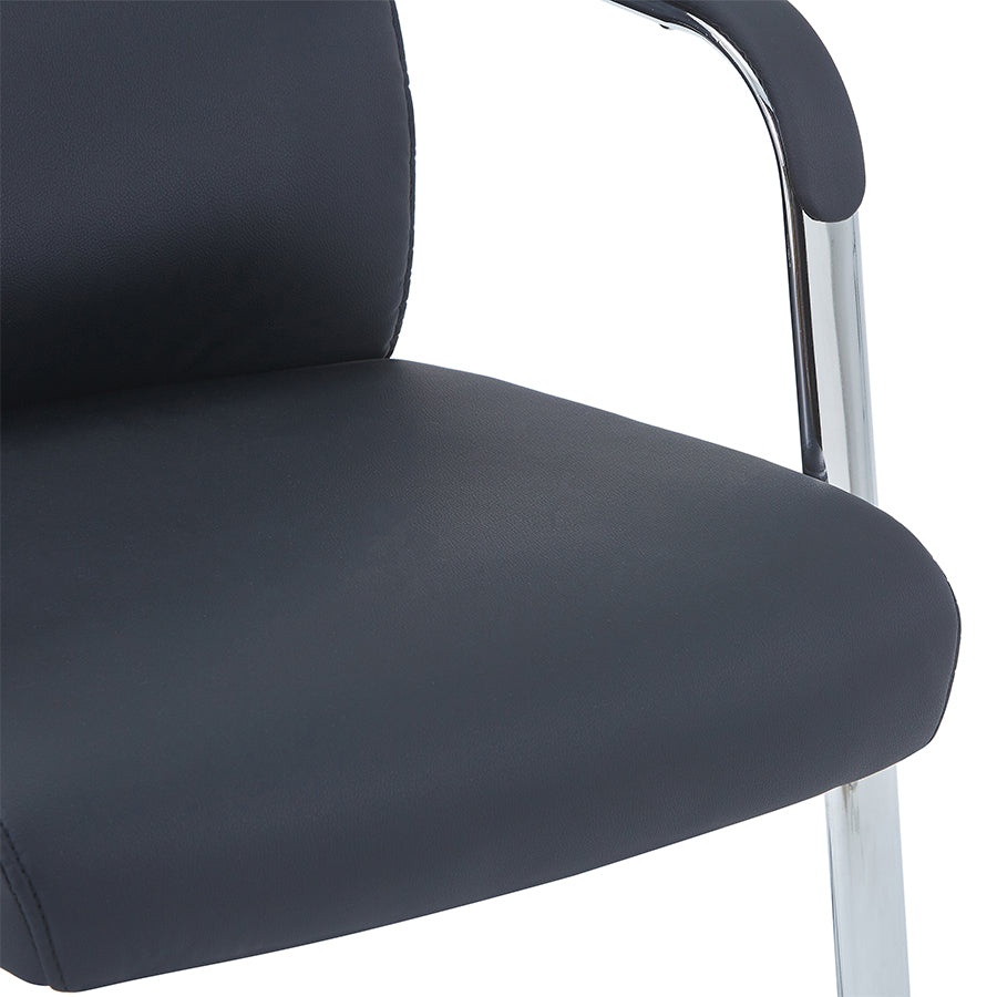Maddy Visitor Chair