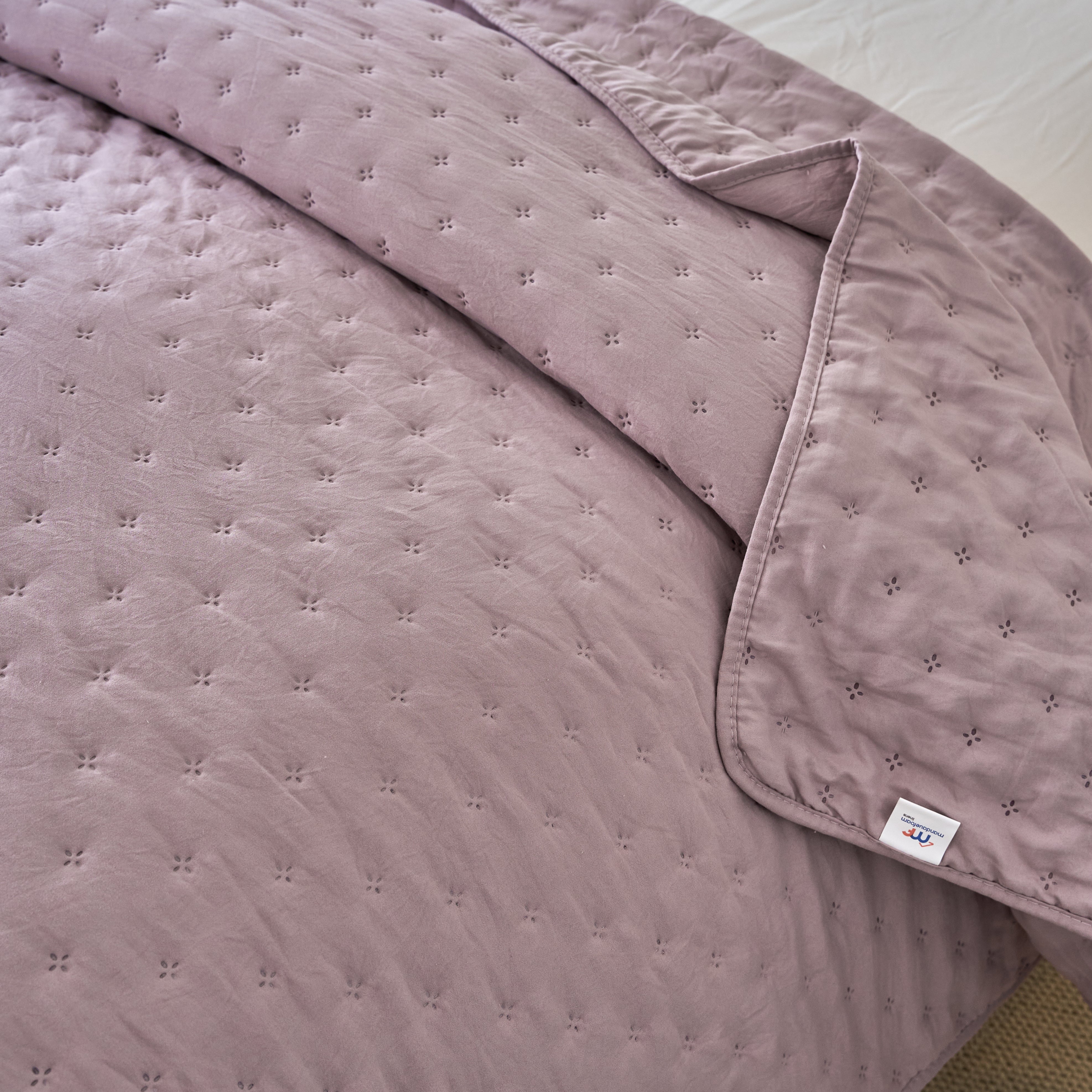 Holly Bedspread - Purple