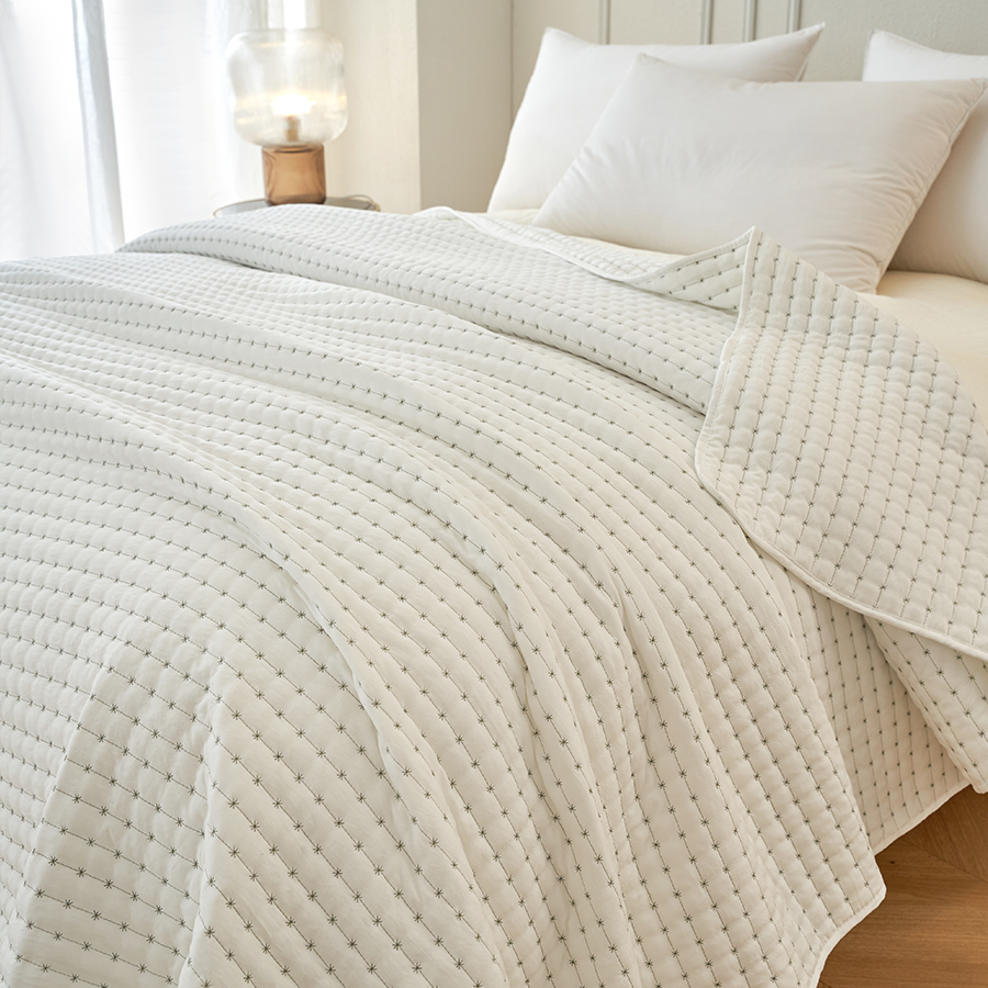 Ivy Bedspread - Green