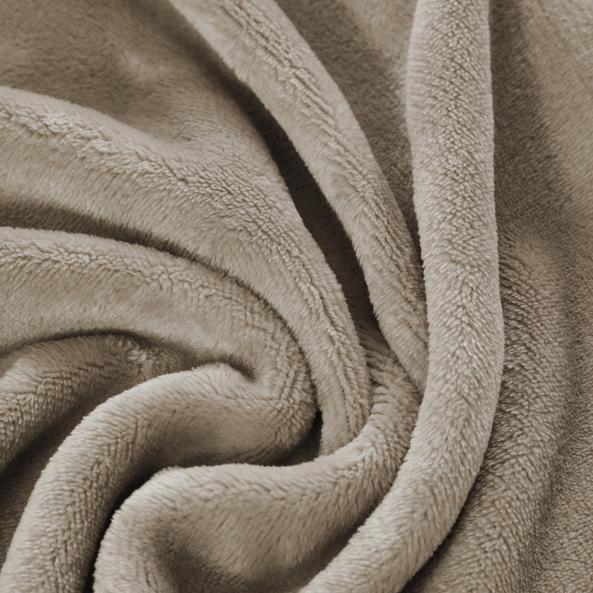 Roe Flannel Blanket Beige