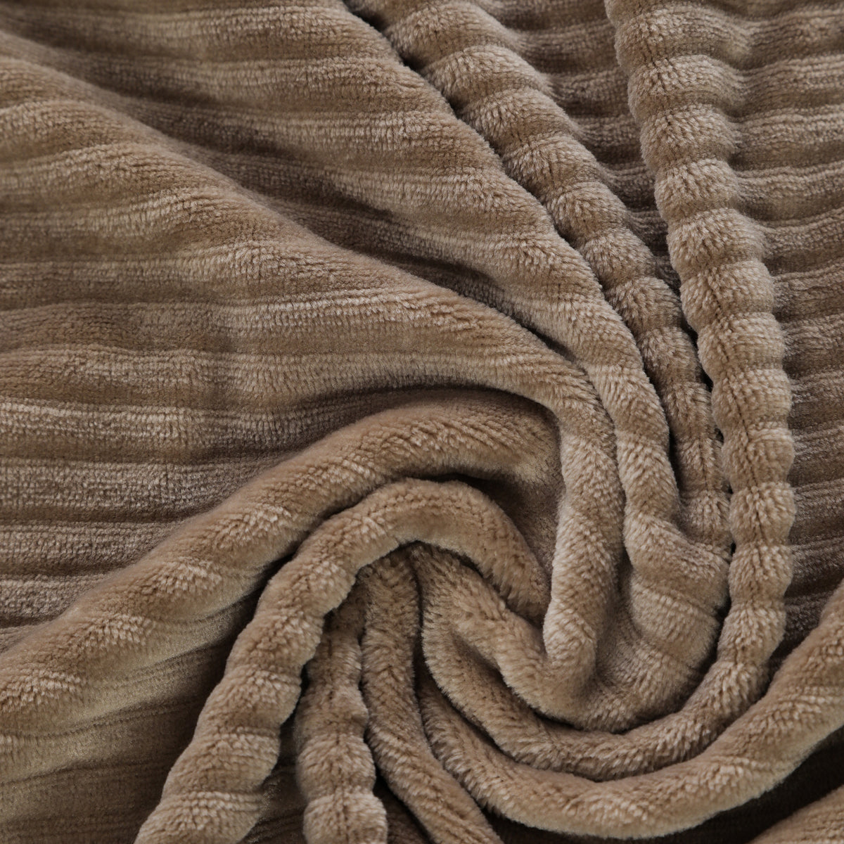Basti Flannel Blanket Brown