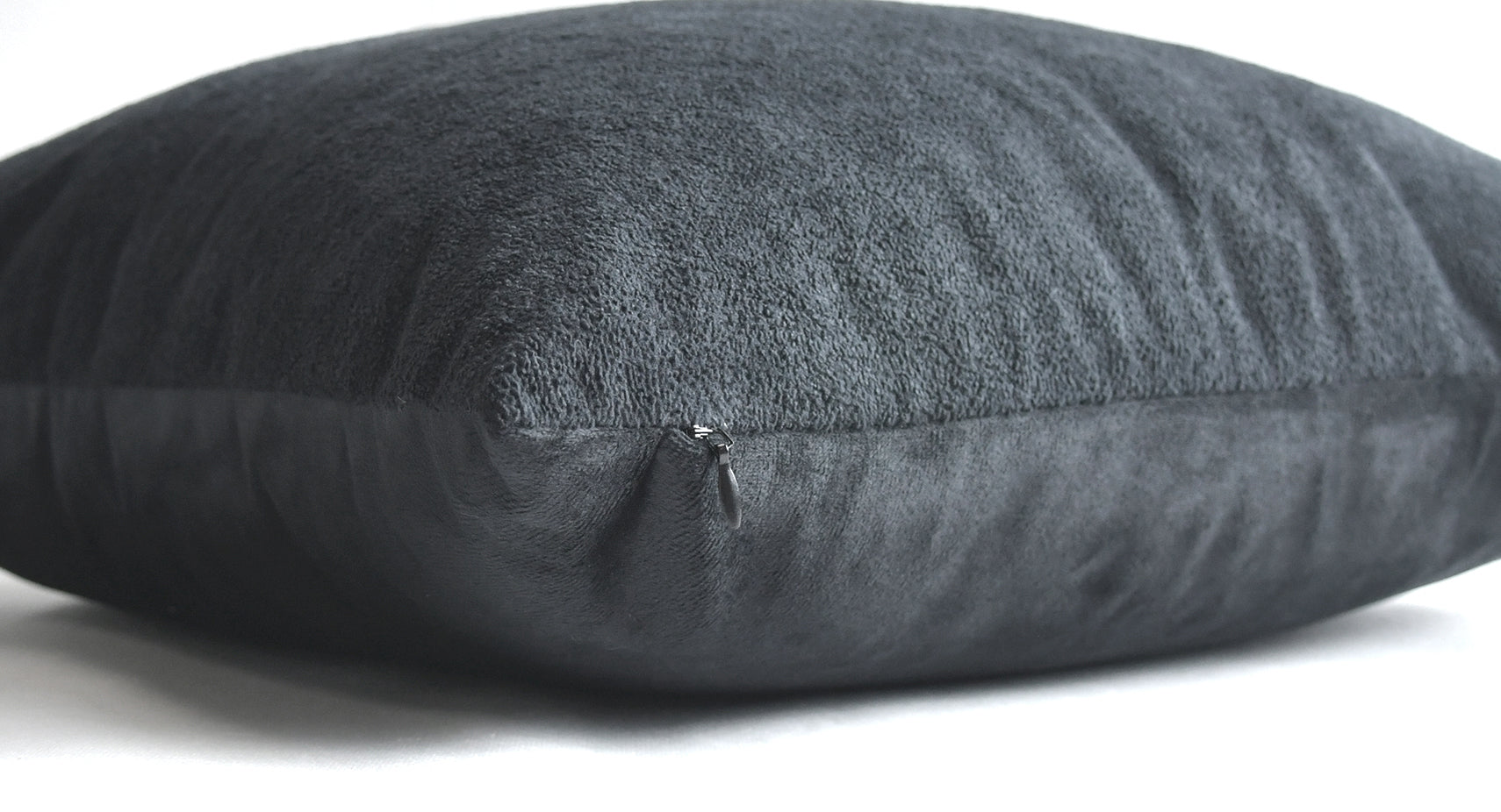 Safi Faux Sheep Black Throw Pillowcase