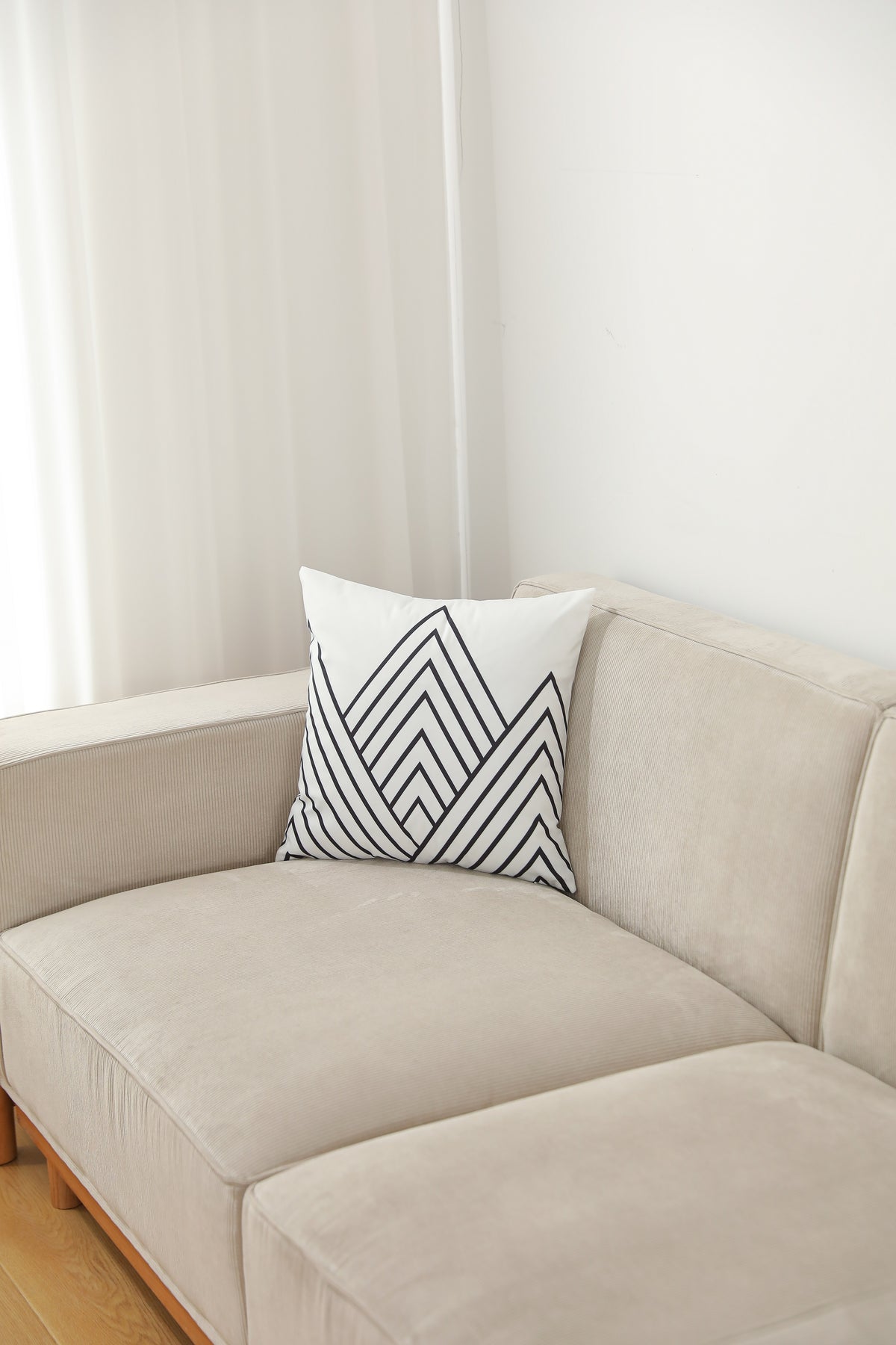 Lumi Mountain Line Throw Pillowcase