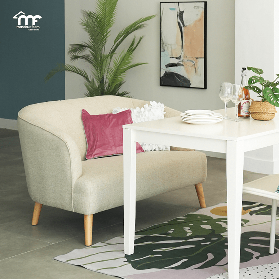 Mavi Sofa