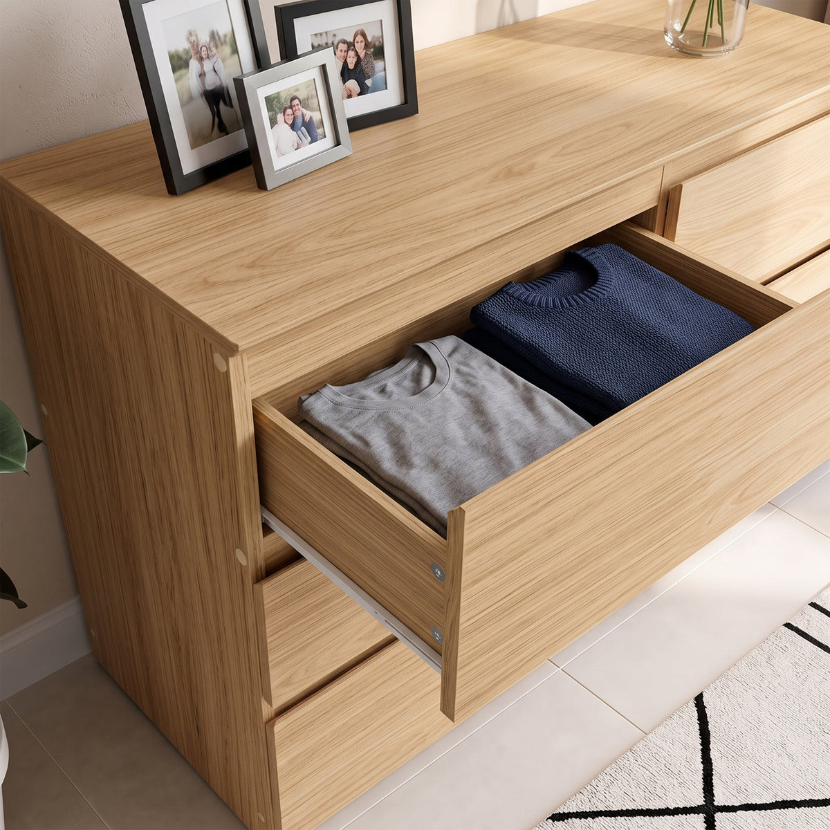 Ezrul 6 Chest of Drawers