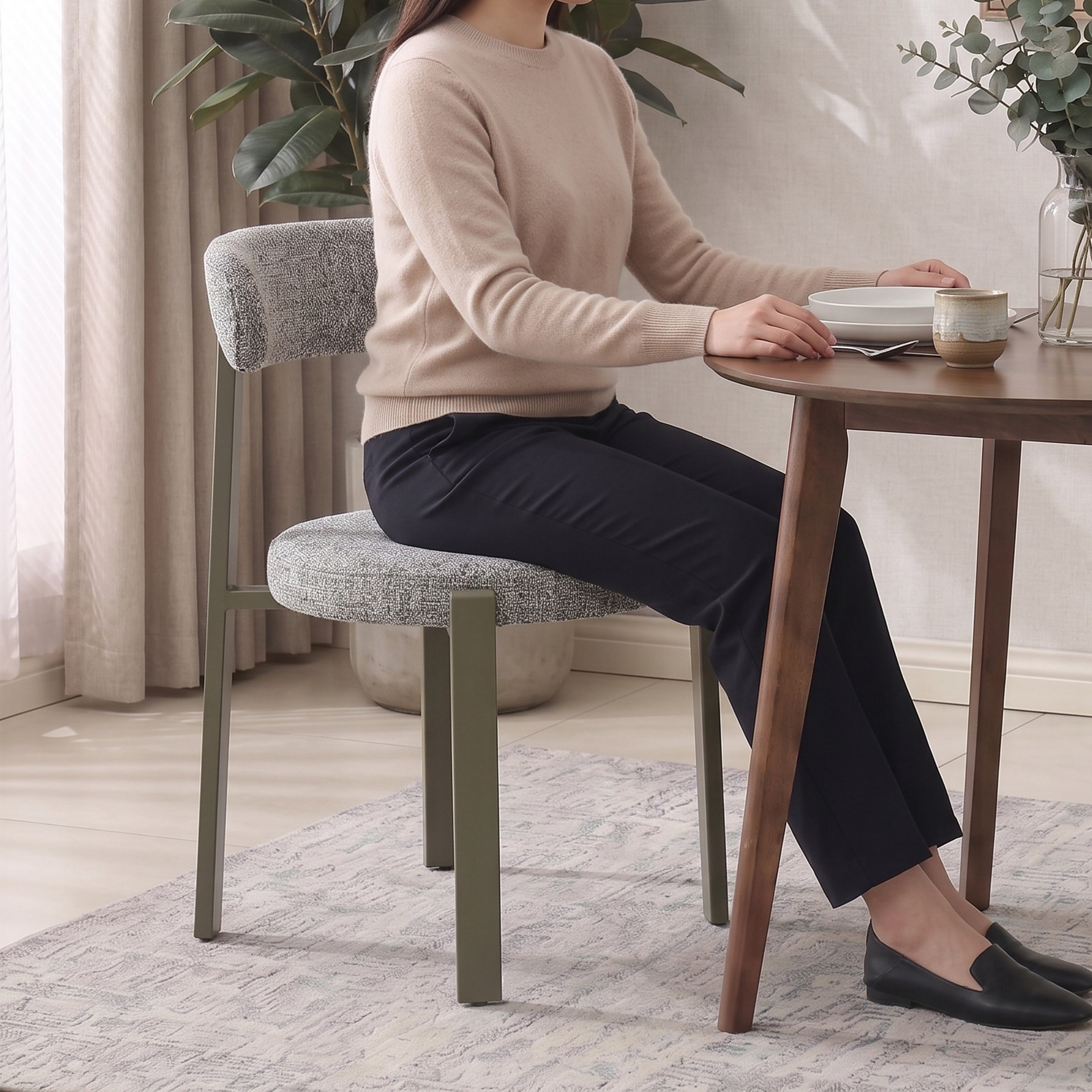 Iza Dining Chair
