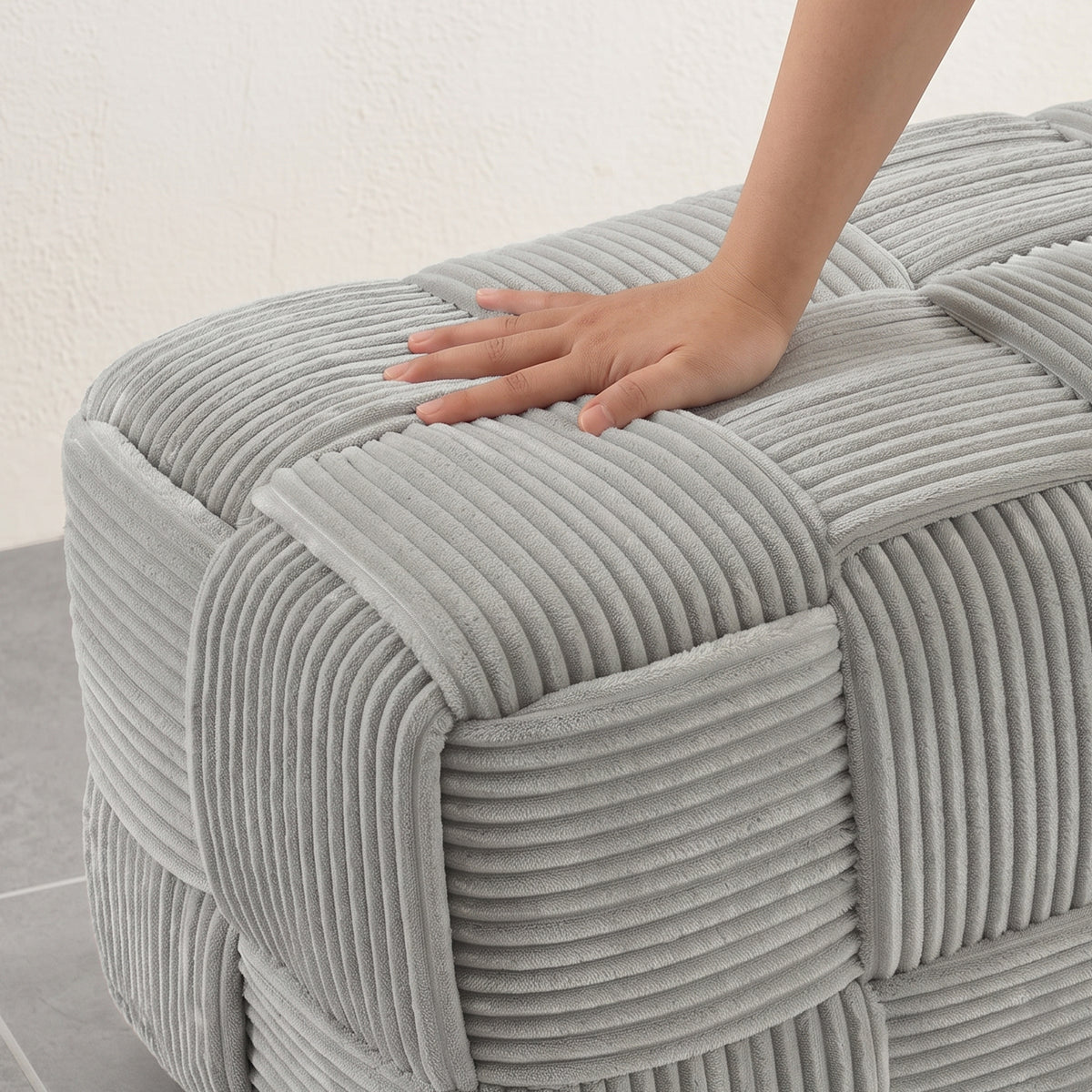 Gisla Bench