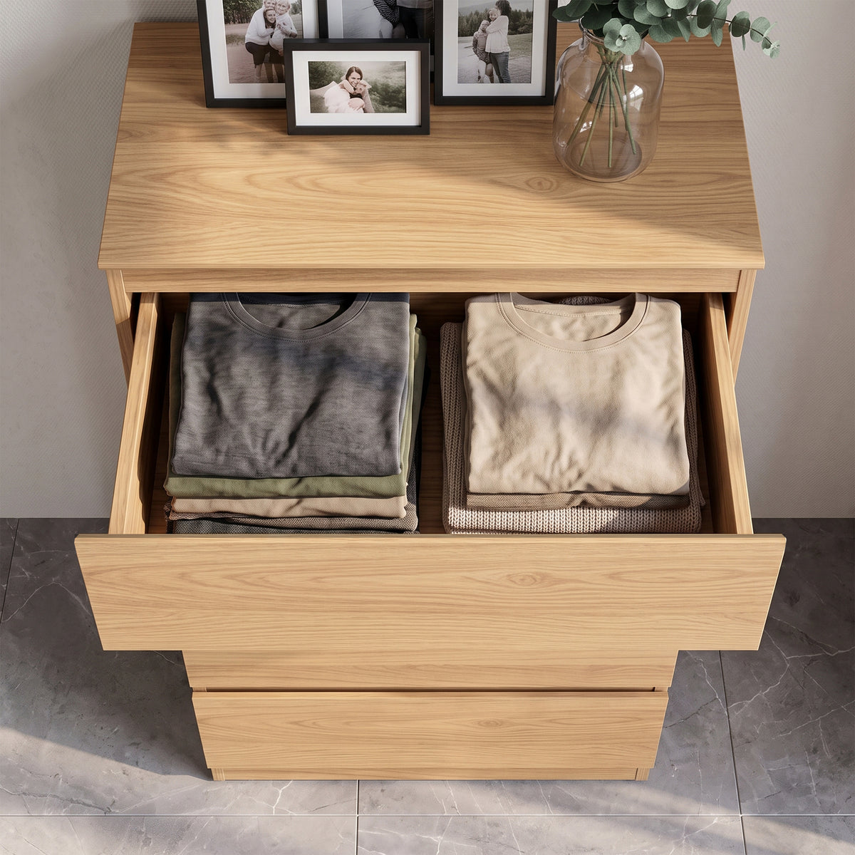 Ezrul 5 Chest of Drawers