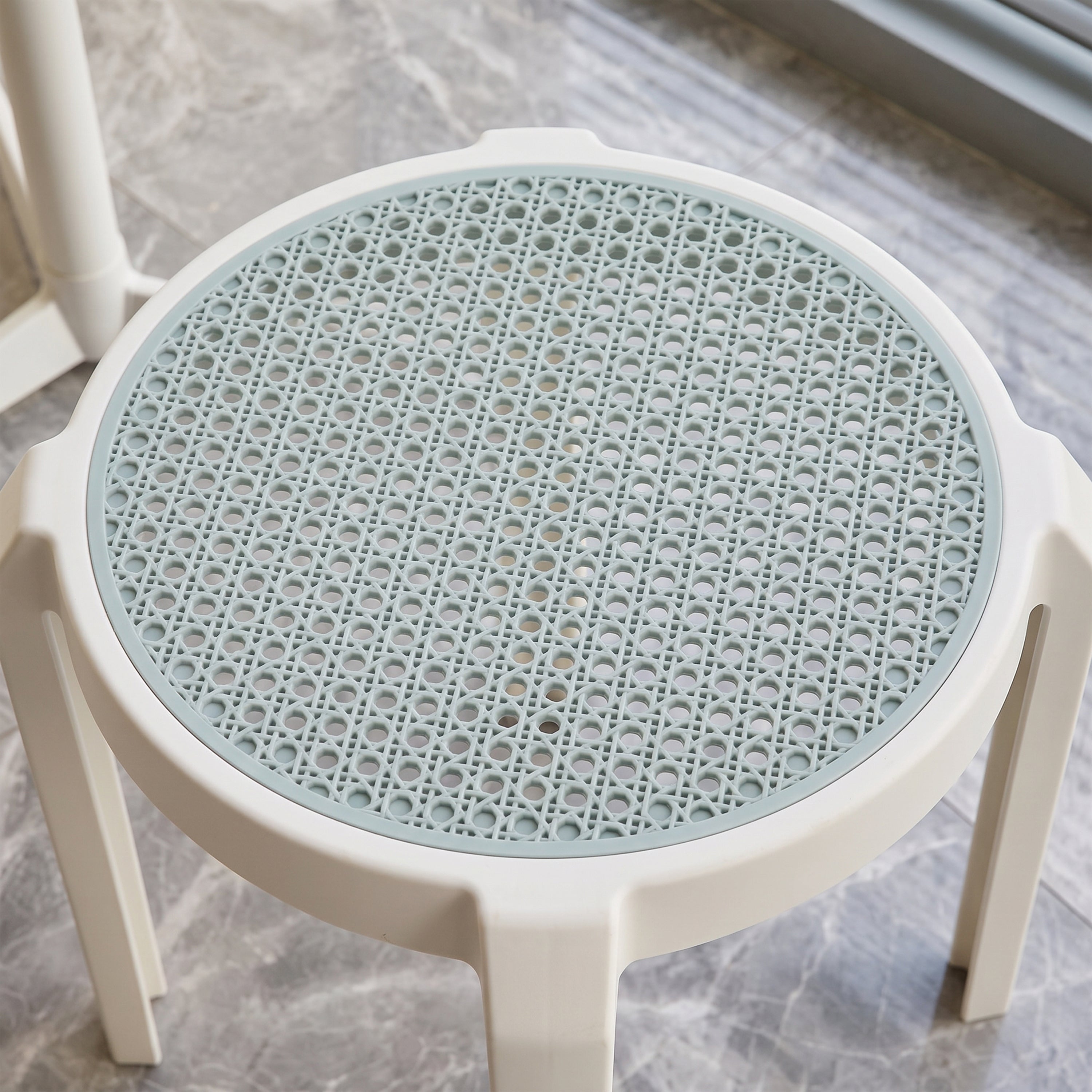 Naia Plastic Stool