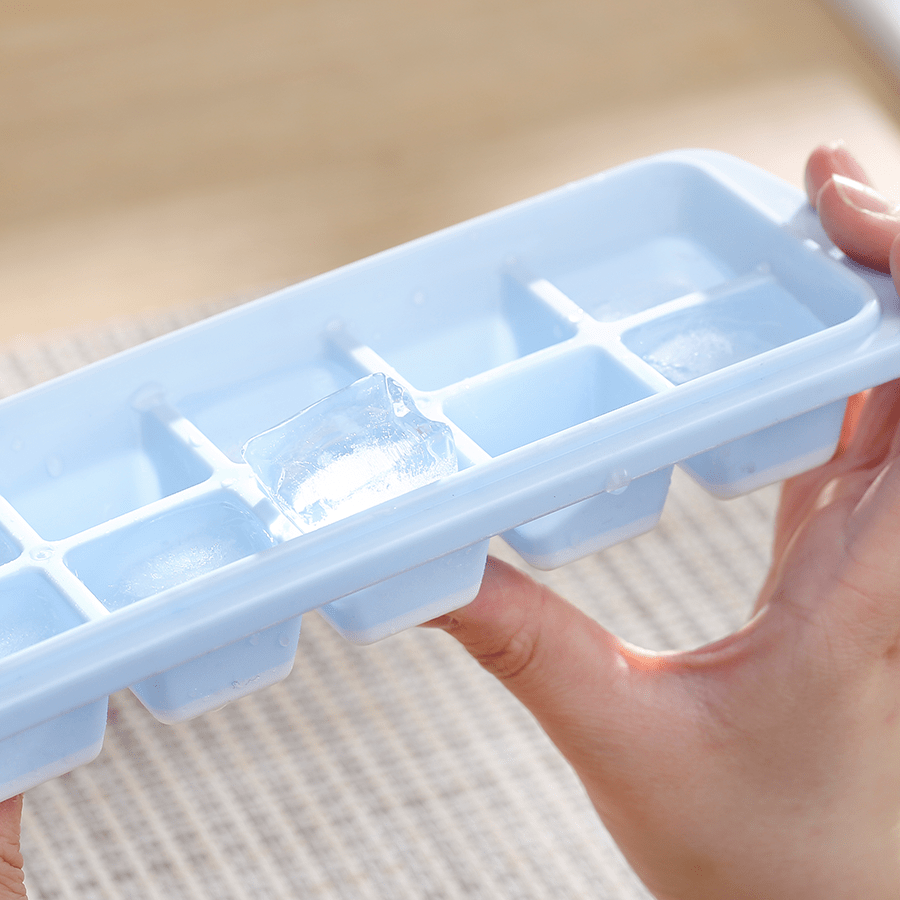 12 Ice Cube Mold with Cover 12 Ice Cube Mold with Cover Mandaue Foam