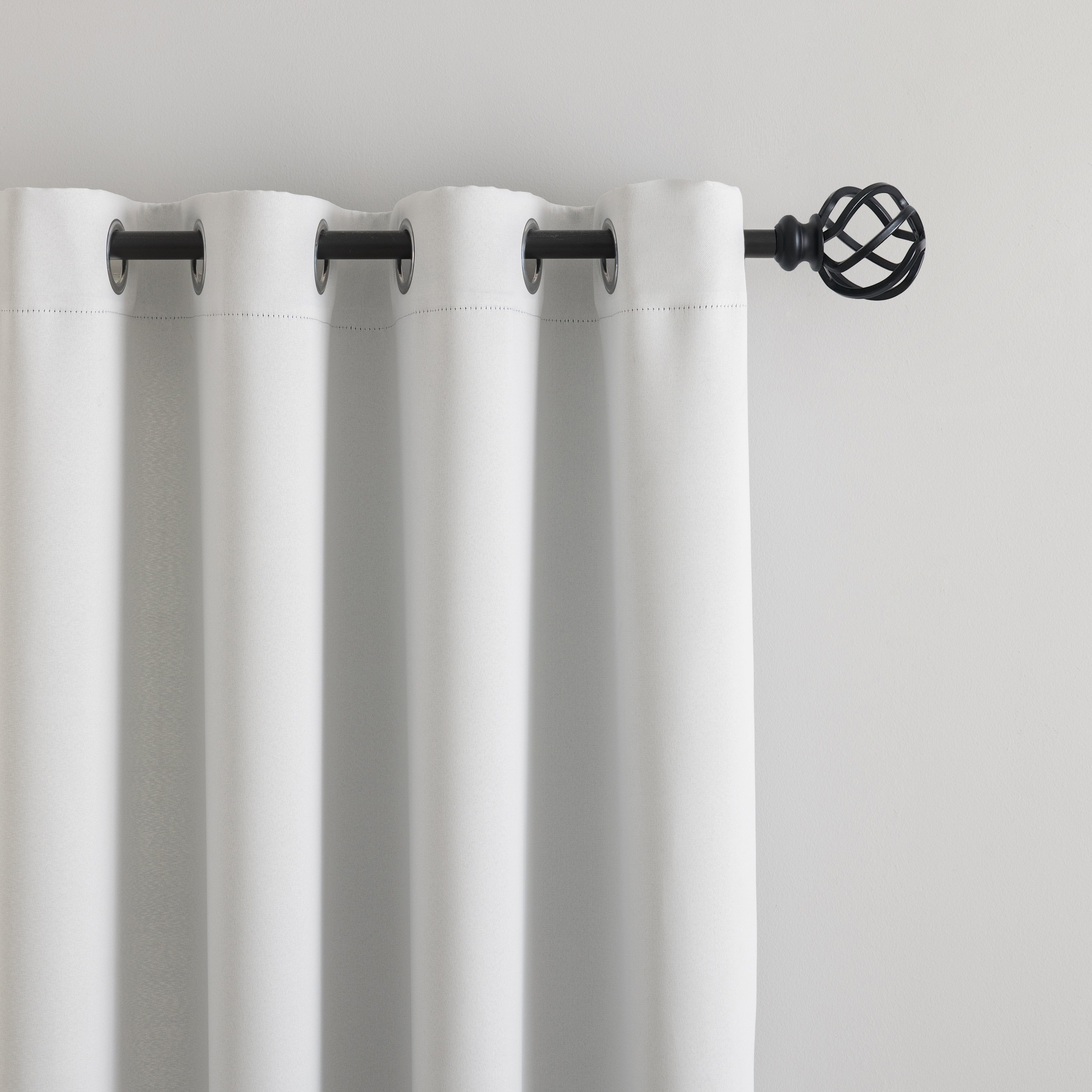 Bellis Plain Set of 4 Curtains
