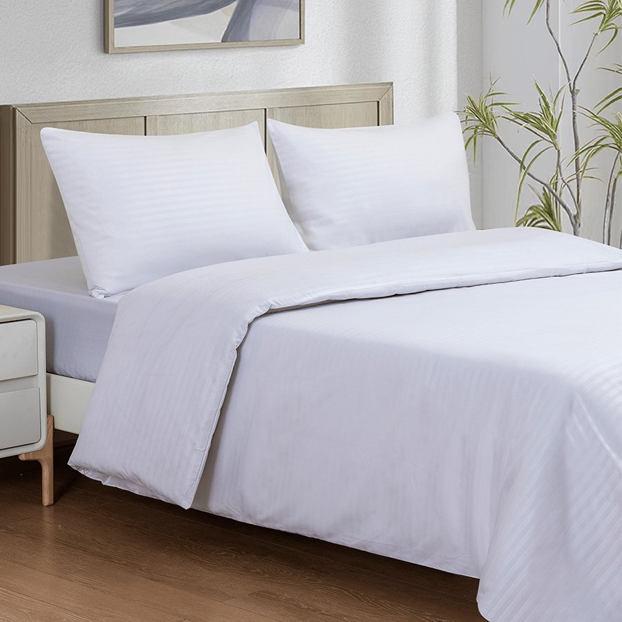 MORE DELUXE WHITE LINEN OPTIONS Deluxe White Plain Bed in A Bag Deluxe White Plain Bed in A Bag Mandaue Foam