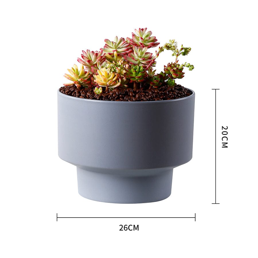 Hallie Plastic Dark Gray Pot