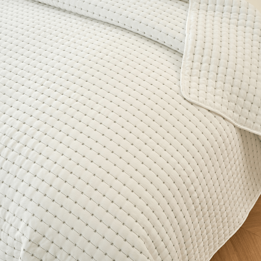 Ivy Bedspread - Green