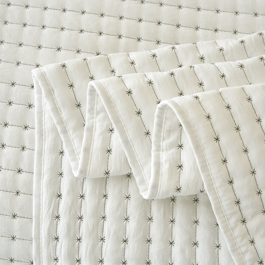 Ivy Bedspread - Green