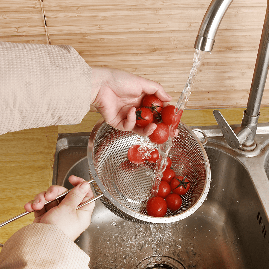Kai Stainless Steel Colander with Handle