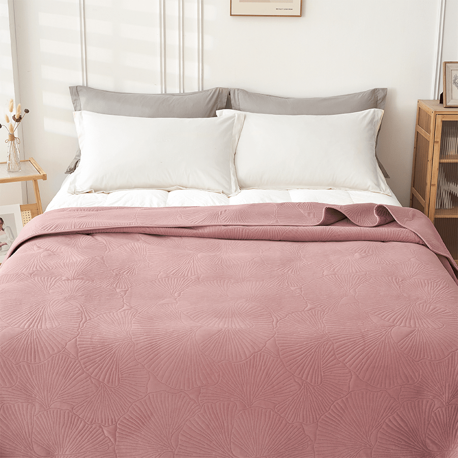 Kaito Velvet Bedspread Kaito Velvet Bedspread Mandaue Foam