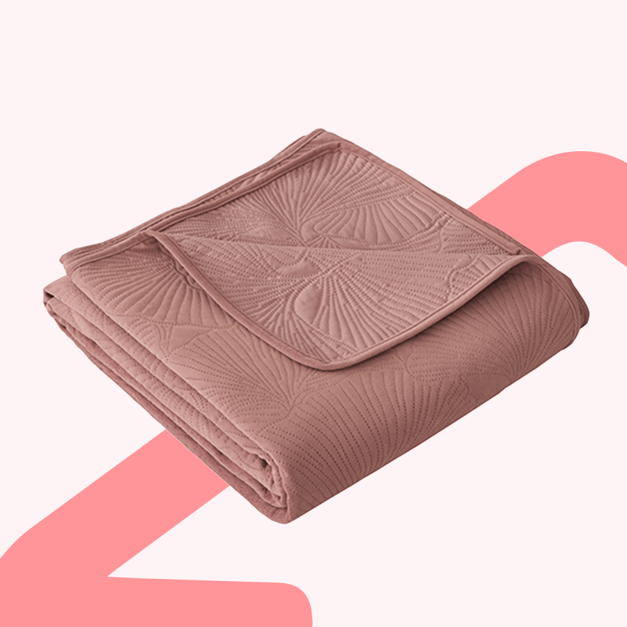Kaito Velvet Bedspread