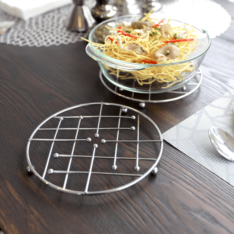 Linea Trivet