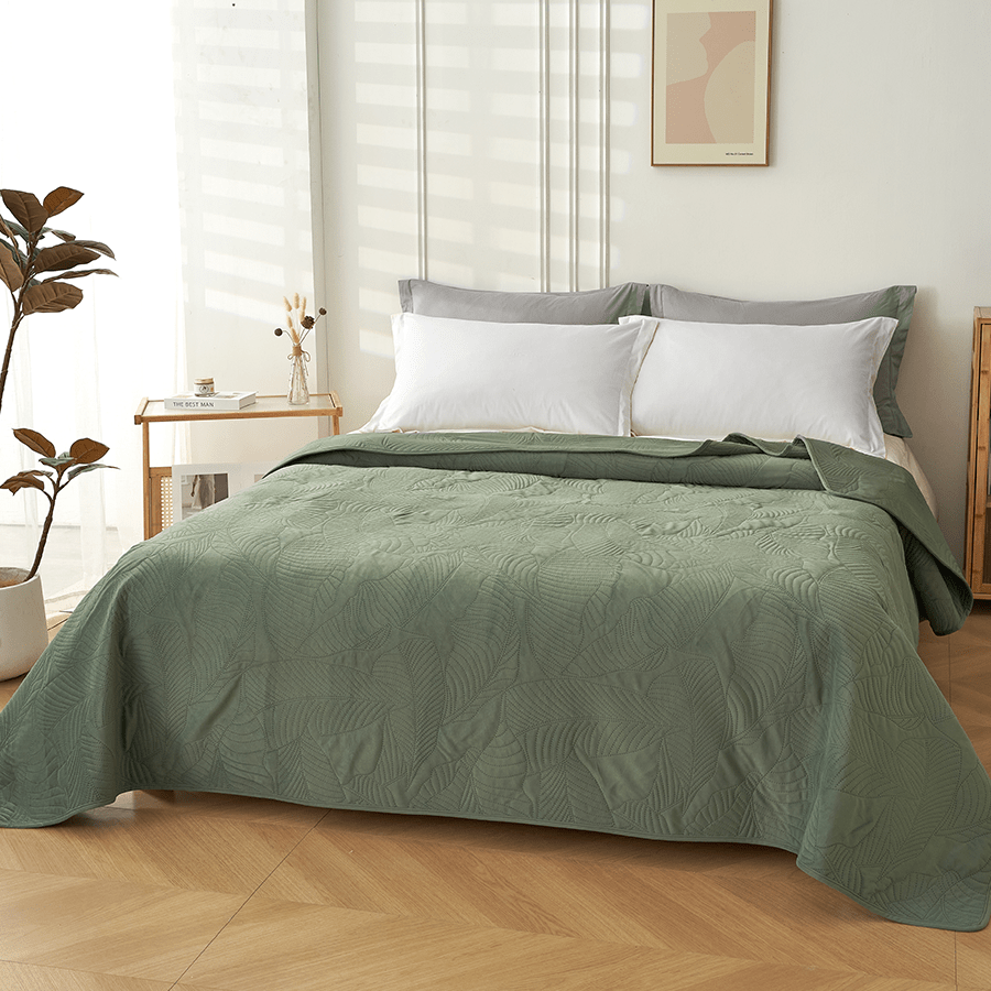 Lysia Velvet Bedspread Lysia Velvet Bedspread Mandaue Foam