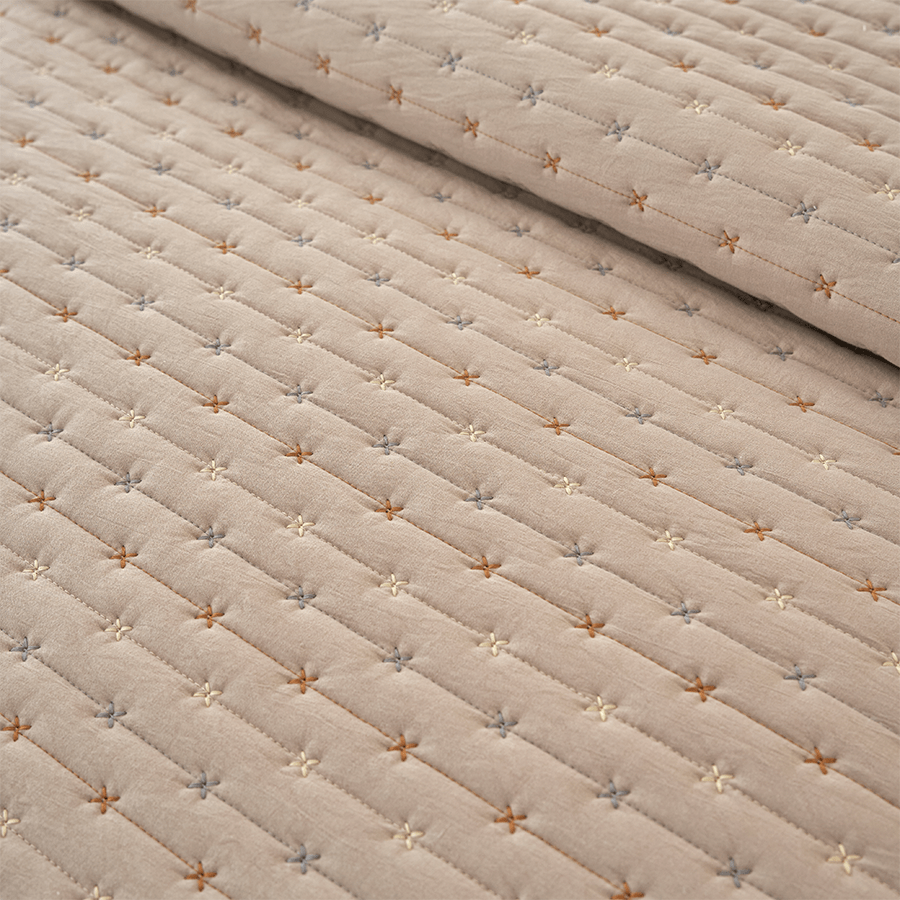 Maxie Bedspread - Beige