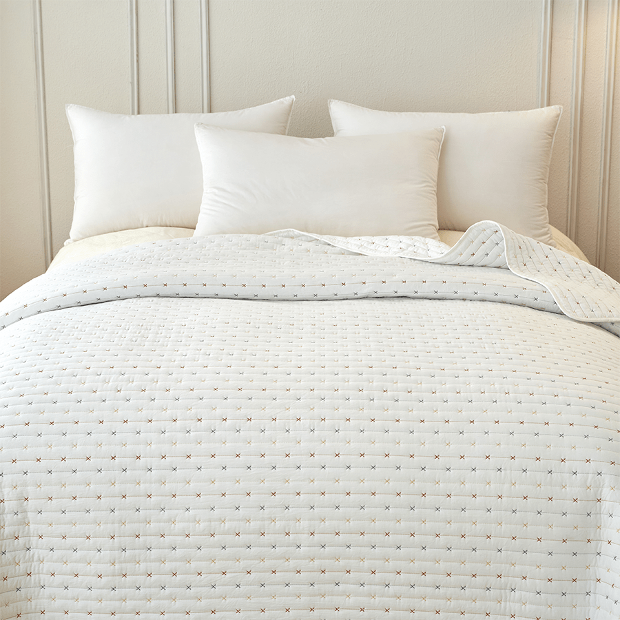 Maxie Bedspread - White