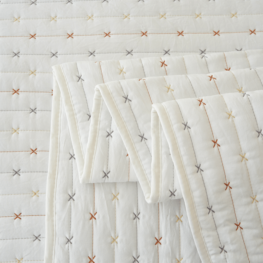 Maxie Bedspread - White