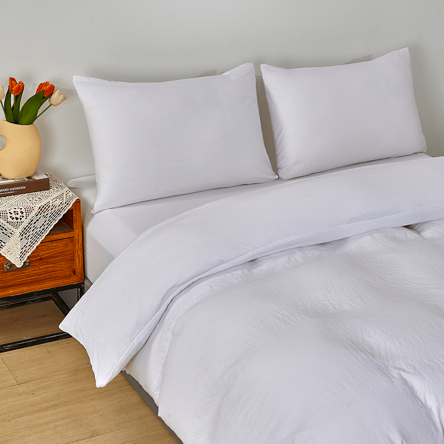 MORE SOFT WHITE LINEN OPTIONS Super Soft White Bed in A Bag Super Soft White Bed in A Bag Mandaue Foam