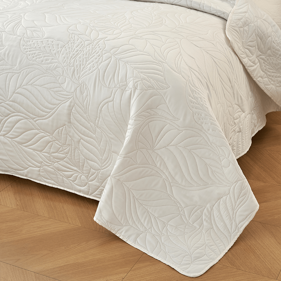 Willow Bedspread - Cream