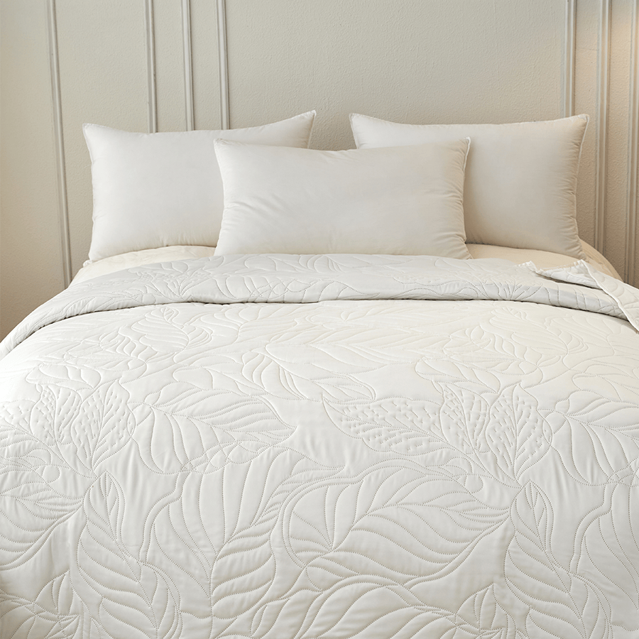 Willow Bedspread - Cream
