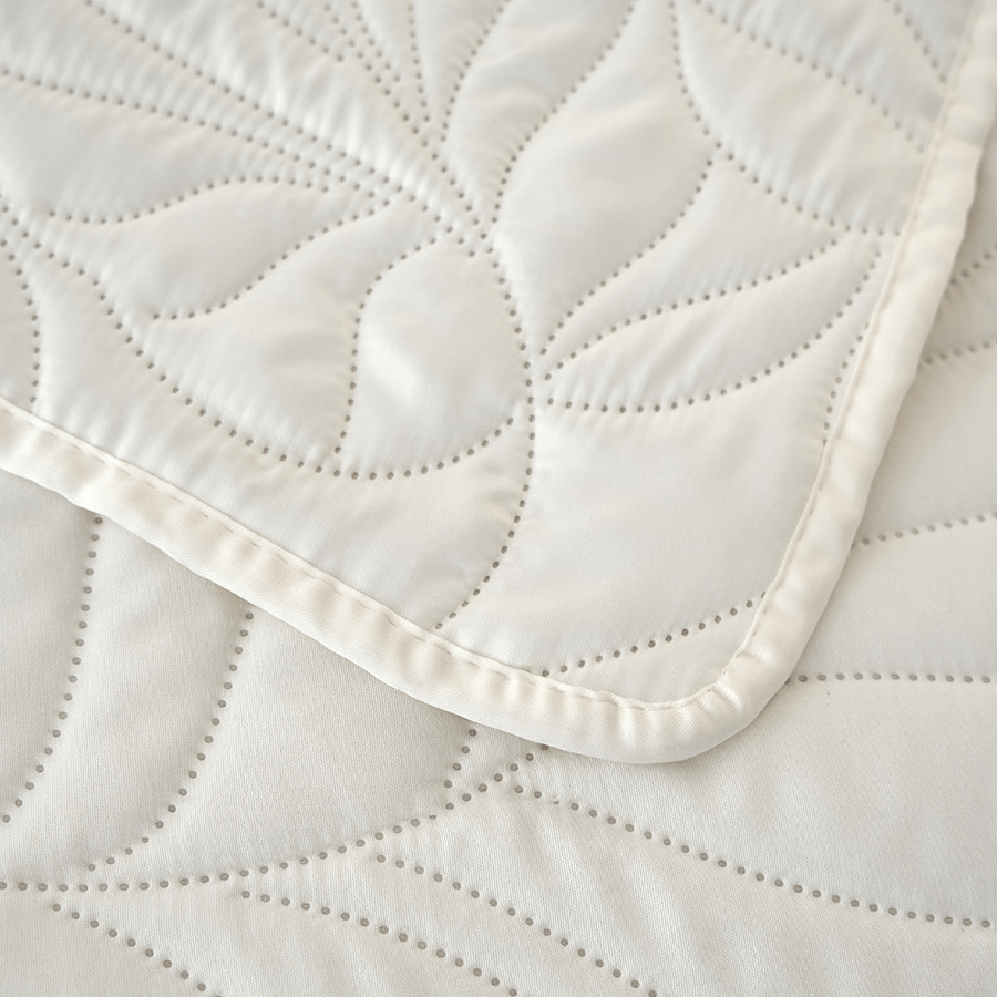 Willow Bedspread - Cream
