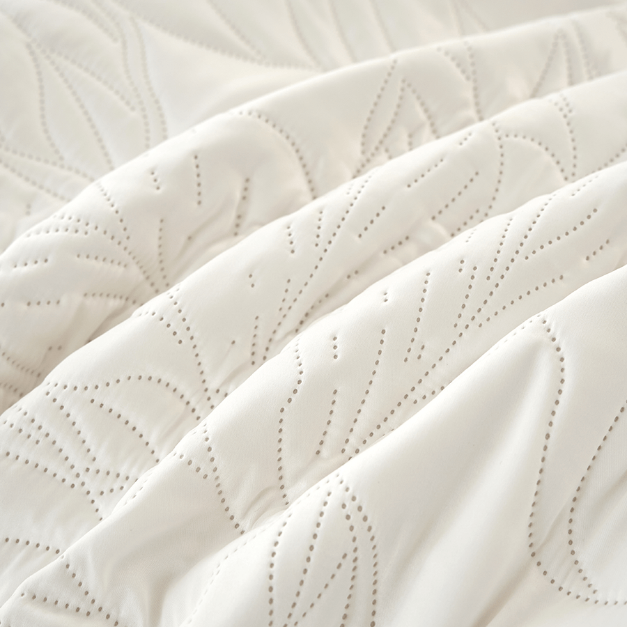 Willow Bedspread - Cream