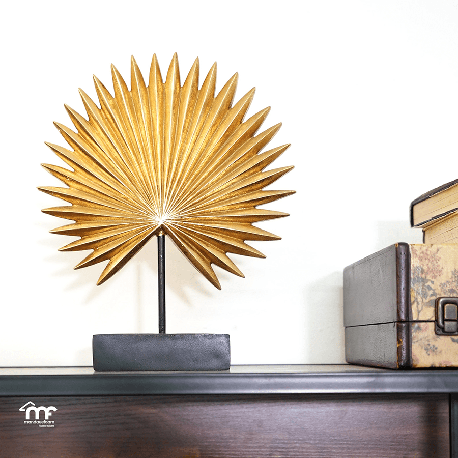 Fan Palm Table Stand