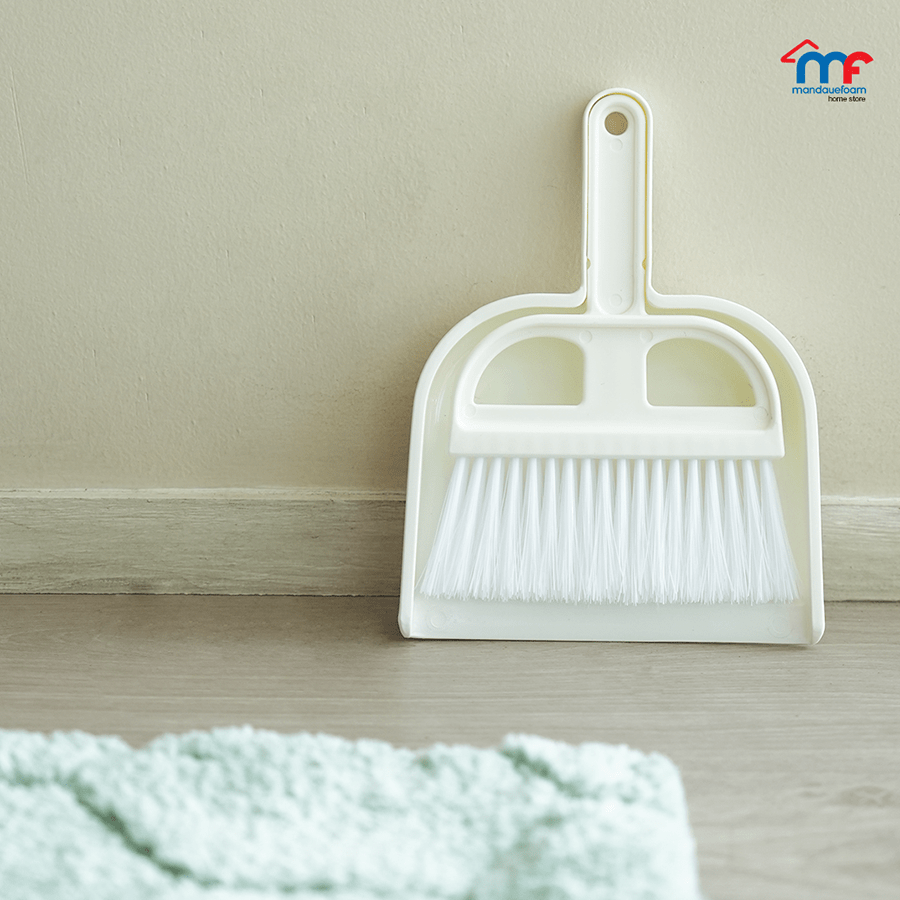 Mini Dustpan and Brush Set Mini Dustpan and Brush Set Mandaue Foam
