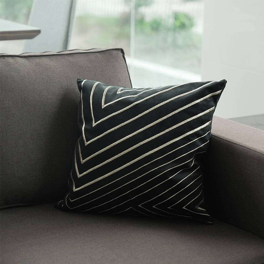 Quincy Black Arrowhead Throw Pillowcase