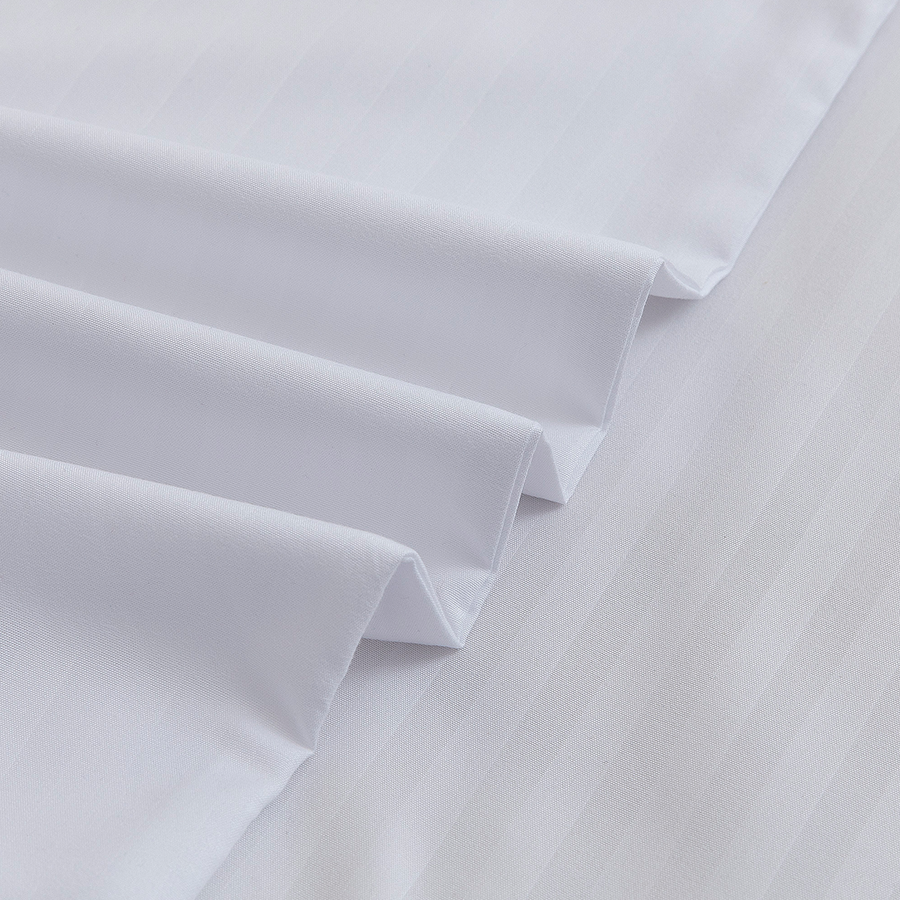 Deluxe White Plain Pillowcases