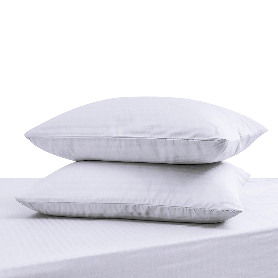 Deluxe White Plain Pillowcases