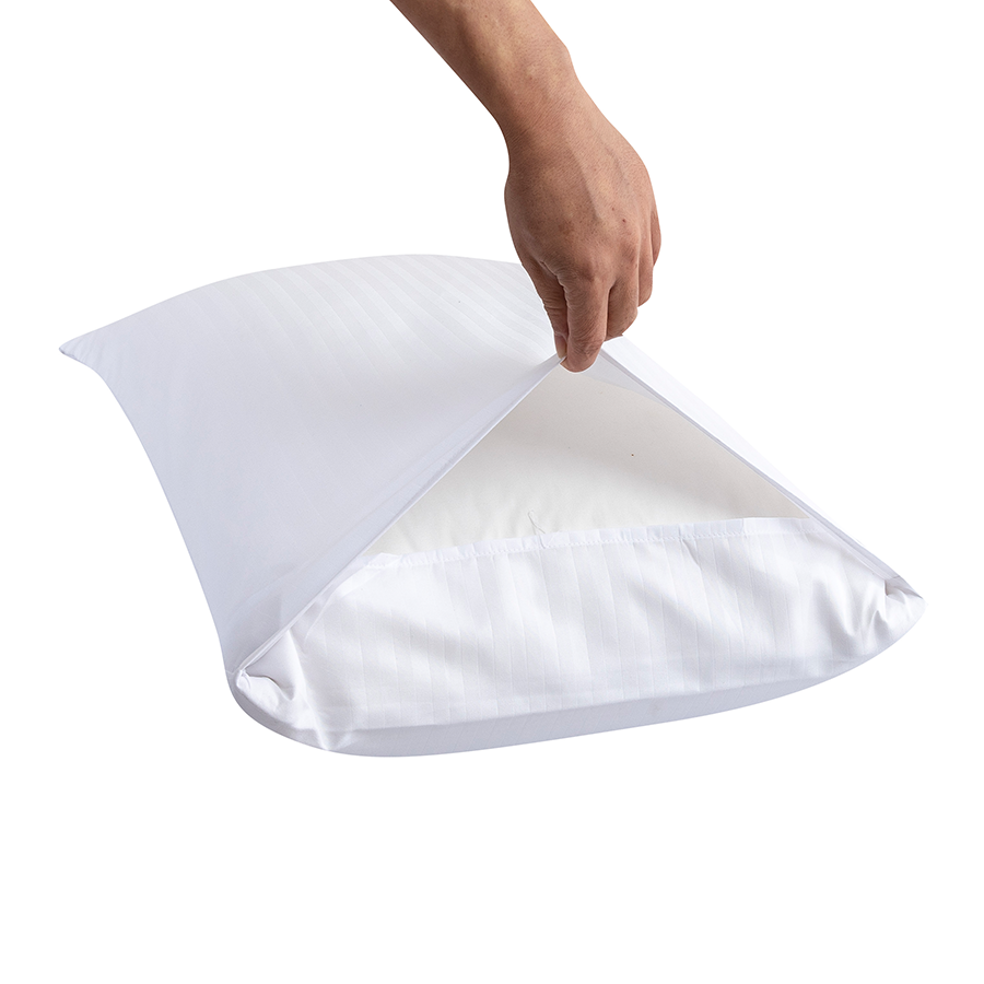 Deluxe White Plain Pillowcases