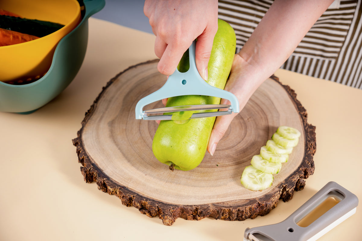 Hani Assorted Peelers Set of 3