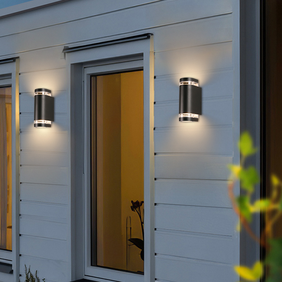 Sondre Outdoor Wall Lamp