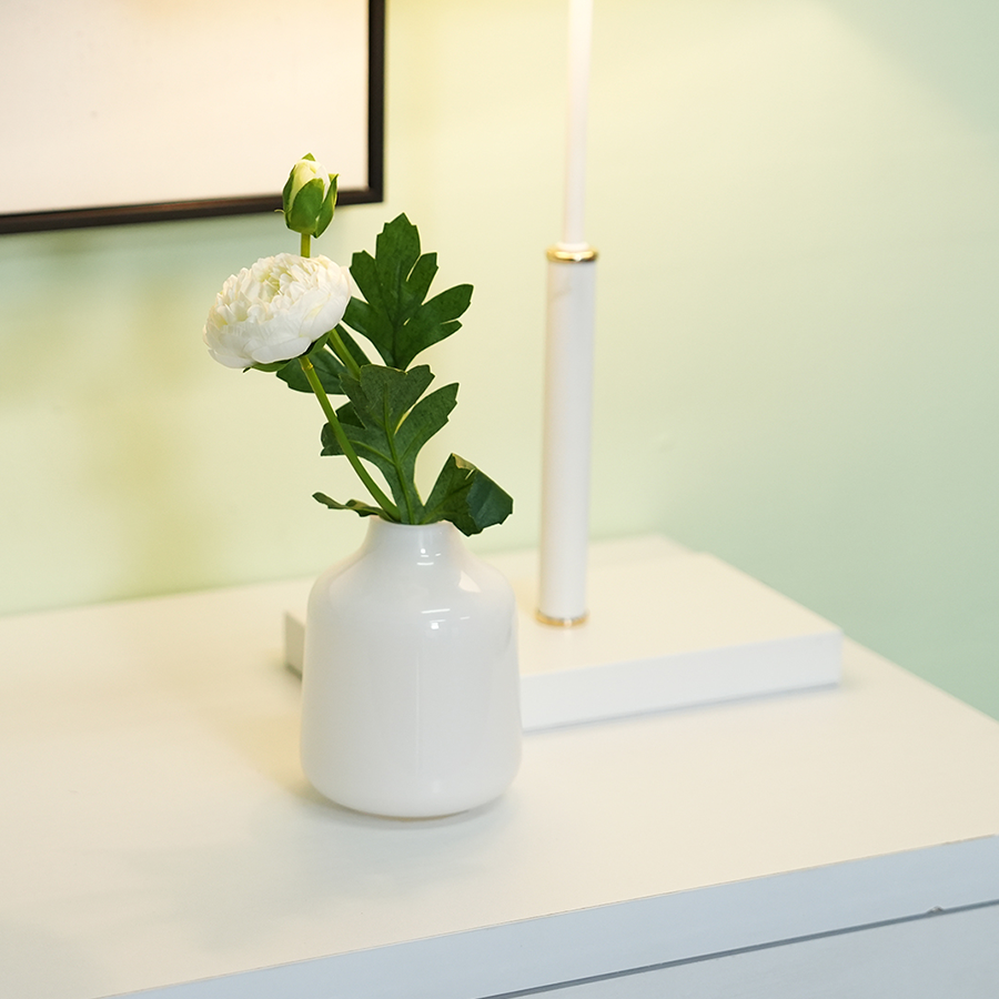 Hydria White Glass Vase