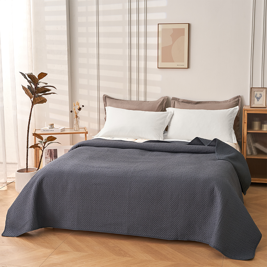 Kaius Waffle Bedspread