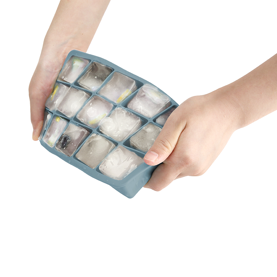 Kaia Silicone Ice Cube Maker 15pc