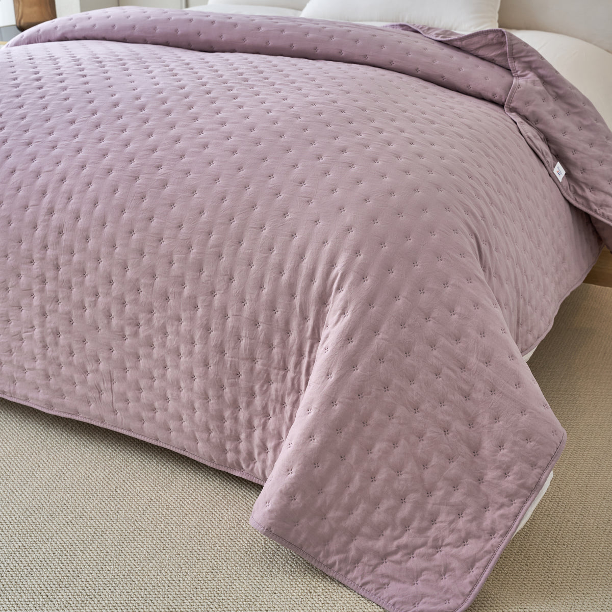 Holly Bedspread - Purple