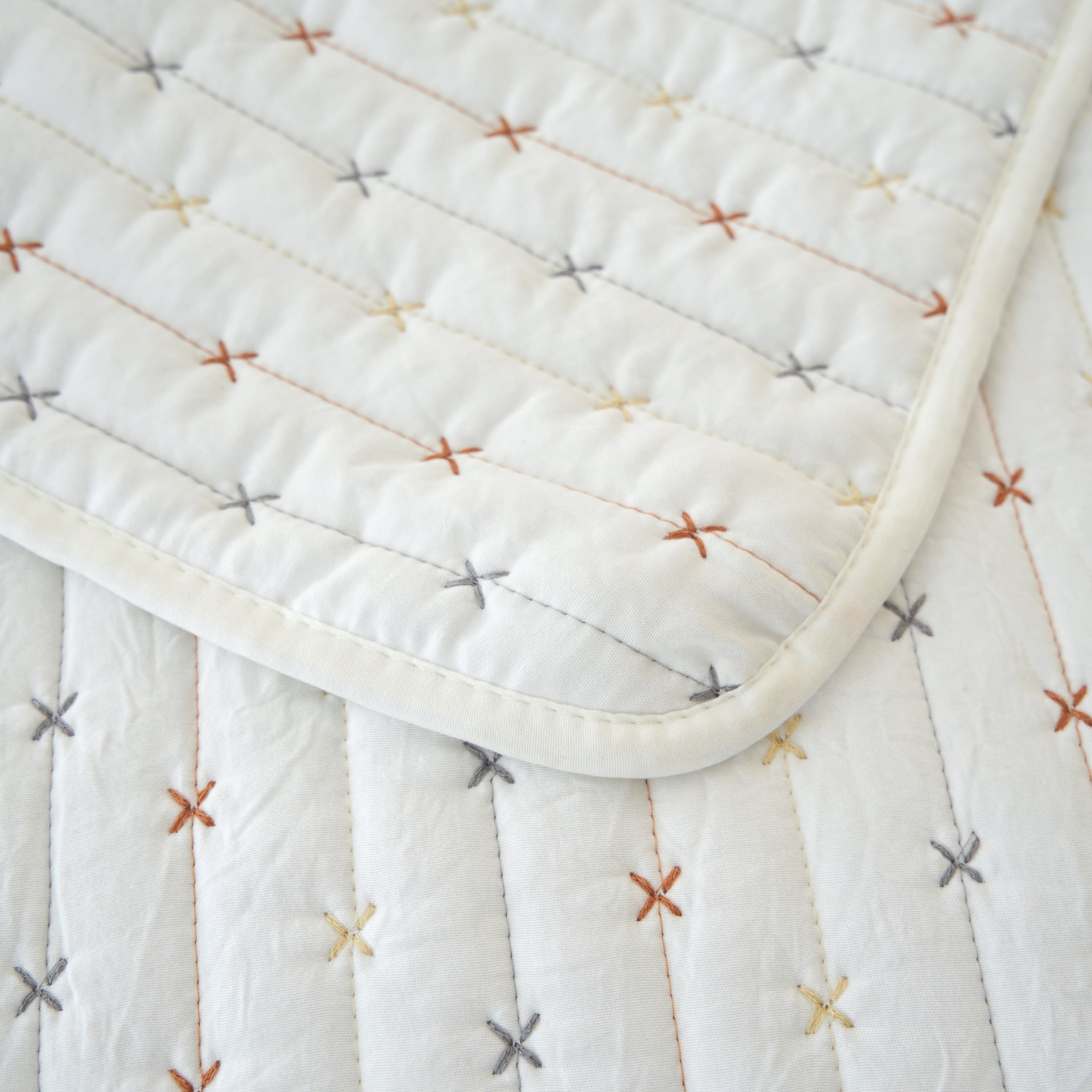 Maxie Bedspread - White