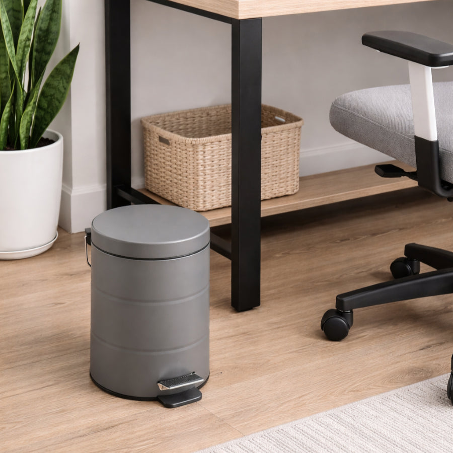 Tobi Round Step Bin